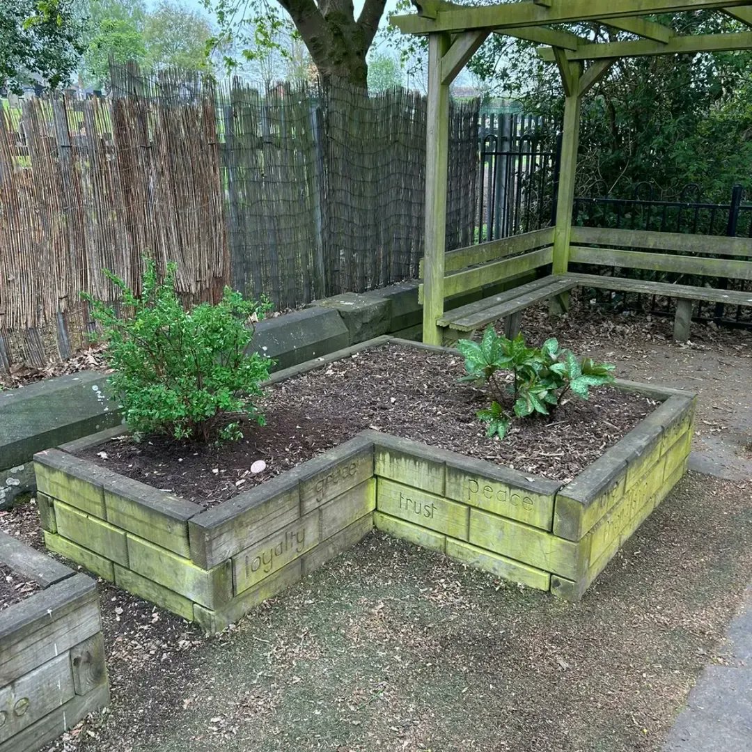 witton_walkce's tweet image. A very big thank you to one of our parents and @EvergreenChesh for tidying up our Reflection Garden and planting the shrubs and plants left to us from the Secret Gardener. It looks beautiful.