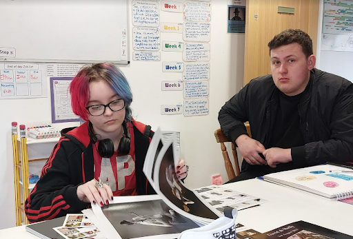brogdalecic's tweet photo. Learners at The Nook had a visit from LS Images who shared about her work, and creative journey! We loved getting to see some of her work.  It was extremely interesting and inspiring.  She can be found on Facebook or contacted by emailing enquiries@lsimagesphotography.co.uk https://t.co/WVSOJghNwl