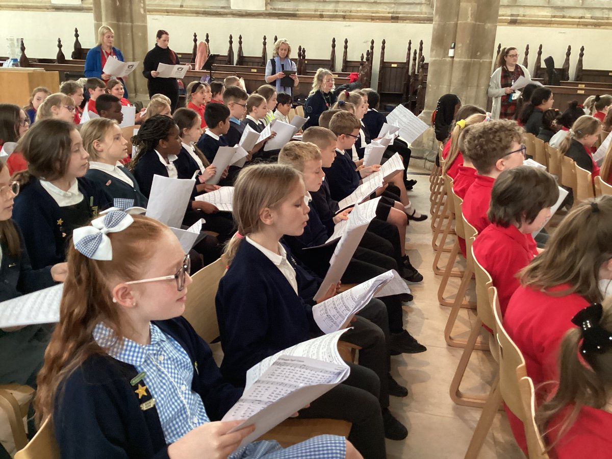 AinthorpeFS's tweet photo. Working hard to prepare for the #INTERKULTUR international choir competition. @VisitHull @hulllive @AinthorpeSchool https://t.co/YX14qKDAgt