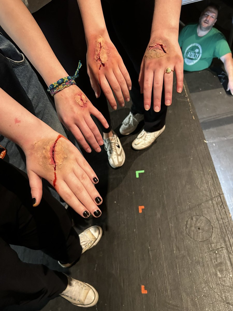 Theatrical Stage Make-up assessed! <a href="/theNFI/">Nashville Film Institute</a> We have some VERY interested students in your program!