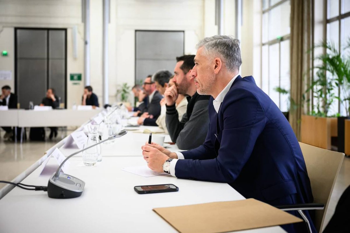 BCouillard33's tweet photo. ♻️Le @gouvernementFR a fait le choix de l’action, et ça fonctionne !
🍟Depuis janvier, la France est le 1er pays d'#Europe à interdire la vaisselle jetable pour la restauration sur place.
Les résultats sont là ! Les enseignes se sont engagées dans leur mise en conformité. 1/2 https://t.co/BCN2XzLz5a