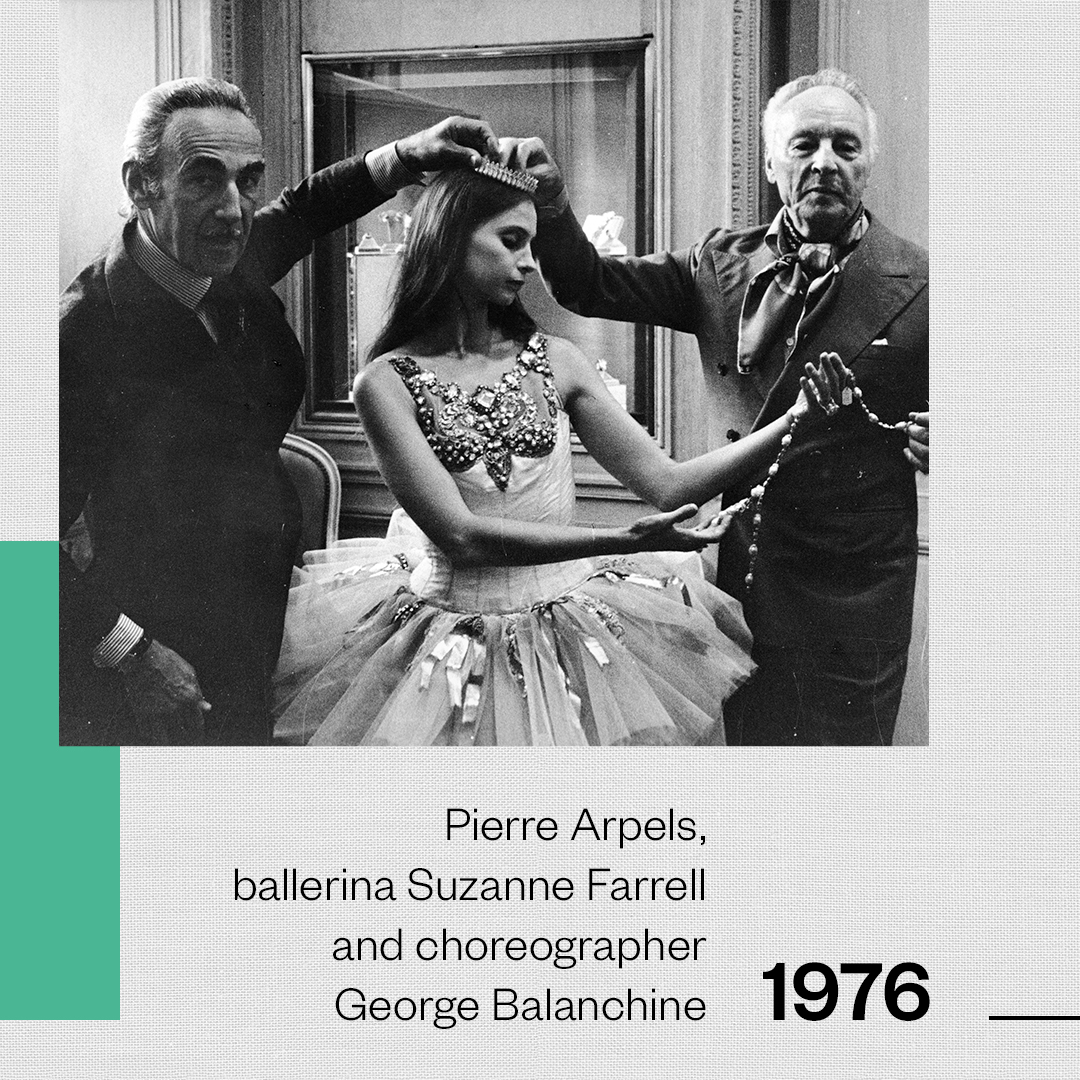 vancleefarpels's tweet photo. To celebrate International Dance Day, Van Cleef & Arpels is highlighting the strong bonds it has had with the world of dance since the 1920s.
#VCADanceReflections #VCAdance #VanCleefArpels
BALANCHINE is a trademark of The George Balanchine Trust.
https://t.co/2CfVbQQWJ7 https://t.co/xXhmAgfIUK