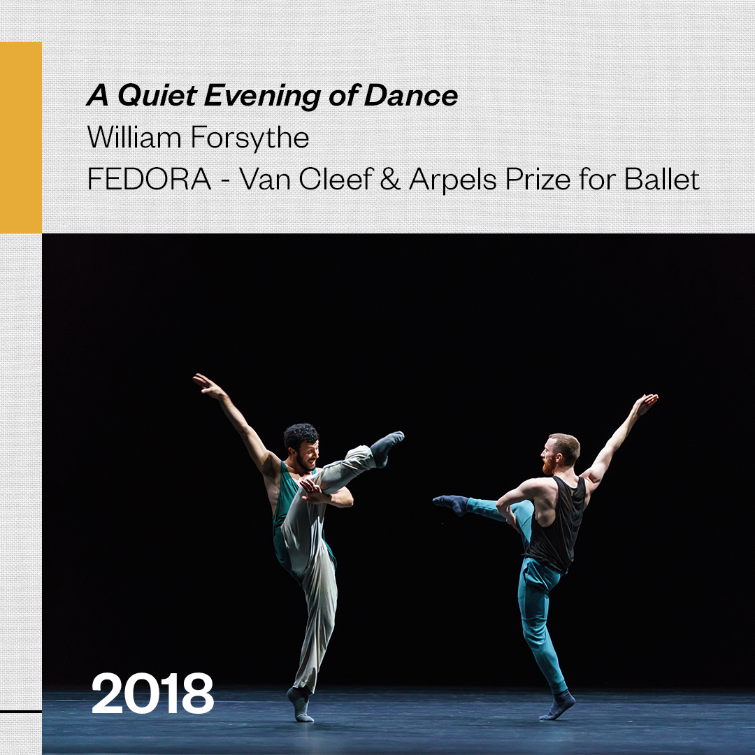 vancleefarpels's tweet photo. To celebrate International Dance Day, Van Cleef & Arpels is highlighting the strong bonds it has had with the world of dance since the 1920s.
#VCADanceReflections #VCAdance #VanCleefArpels
BALANCHINE is a trademark of The George Balanchine Trust.
https://t.co/2CfVbQQWJ7 https://t.co/xXhmAgfIUK
