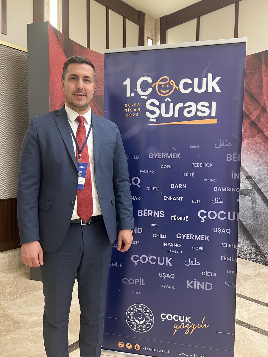 bakiyazgan's tweet photo. Türkiye’de ilk kez çocuklara yönelik ihtiyaçları, sorunları ve çözüm önerilerini ortaya koymak için #ÇocukYüzyılı temasıyla 1. Çocuk Şurası’na komisyon üyesi olarak katılım sağladık. https://t.co/w4GDQ0tLQY