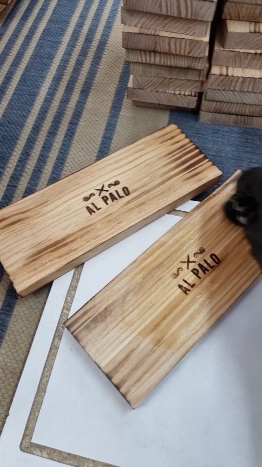 terramaradeco's tweet photo. Contestando preguntitas!
#hardwaxoil #woodwork #workinprogress #diyhomedecor https://t.co/4diTKG67Wu https://t.co/qeneHtgUQg