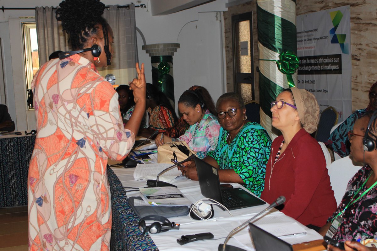 WepTogo's tweet photo. Trois jours intense d'atelier de formation des femmes africaines sur la négociation sur les changements climatiques , @WEP avec le réseau @AWGGCC ont doté les participantes des connaissances nécessaires pour faire progresser les actions de lutte contre le changement climatique. https://t.co/wX2FEwLHRn