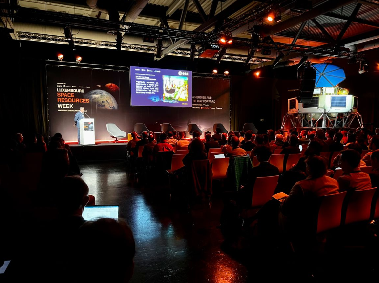 novo_space's tweet photo. Our Head of Novo Space Europe, Mauro Mariani, attended the #SpaceResWeek!
The New Space Economy will need lots of computing power and Novo Space will be a key enabler, providing high-performance, reliable, modular computers designed for a wide range of space applications. https://t.co/2j2IpcVbfR