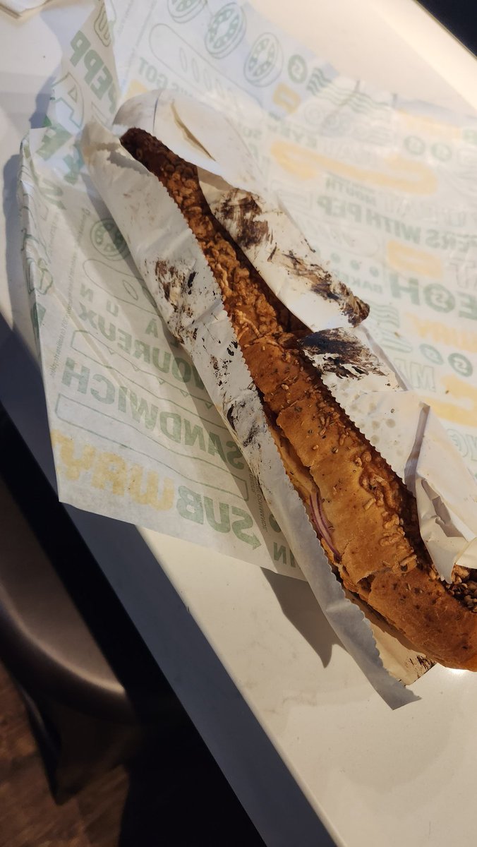 Stevehyper's tweet photo. @SUBWAYCanada so much for Subway Series sandwiches. This was just embrassing. Do better Subway! If the employees find that App orders and Customers in store is difficult find a better way. See the pictures of your handcrafted Series Brisket Sub. Subway fo better https://t.co/MWcQ1qcImL