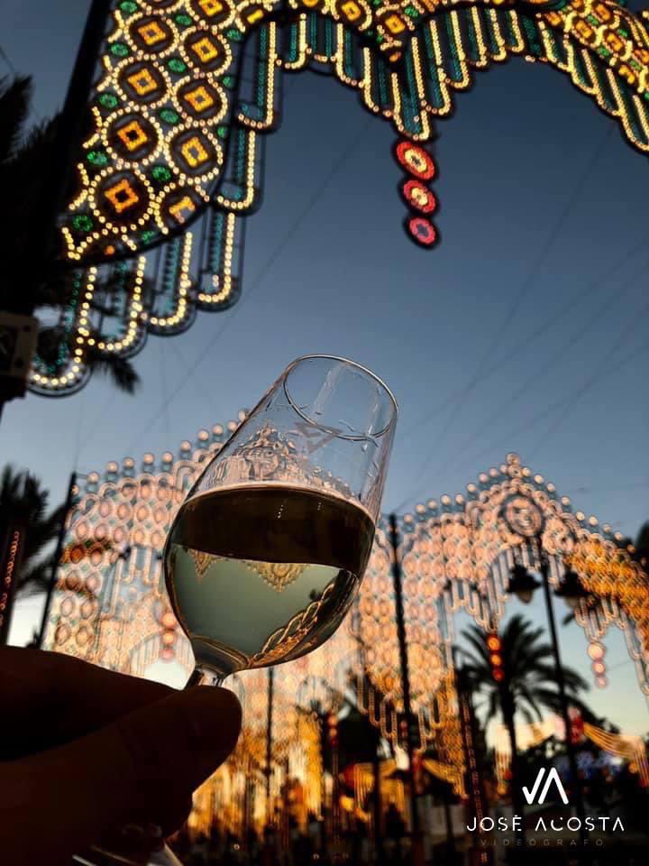 Acostacreacion's tweet photo. !Calienta que sales! !Viva Jerez! https://t.co/HLKicwl1F4