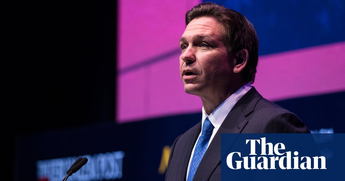 Guardian news tweet media