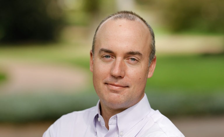 FurmanNews's tweet photo. Sociology Chair and Professor @kenHkolb has been nominated for a @beardfoundation Media Award for his book "Retail Inequality: Reframing the Food Desert Debate." @lpenso covered the news for @PCGreenville. https://t.co/HEfTzU686q @BatesCollege @UNCGAA @FurmanU https://t.co/lVdV67Iu3r