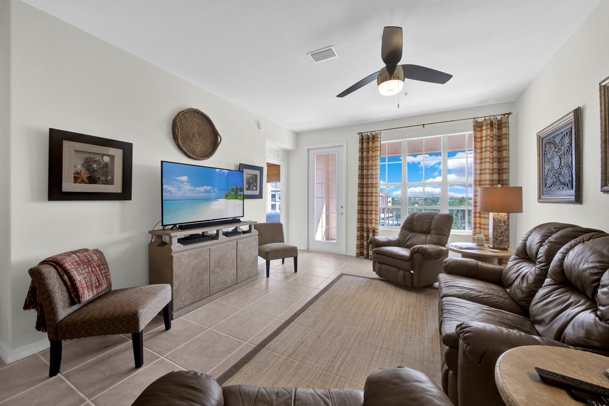 DennisWarson's tweet photo. Check out my new listing 11711 Pasetto Ln #405 Fort Myers $375,000 Enjoy living the SW FL lifestyle in this well maintained top floor condo in the gated community of Majestic Palms. The home features 3 bedrooms and 2 baths #swfl #FortMyers #listings #RealEstate #HomeForSale https://t.co/ACsbXSdHwf