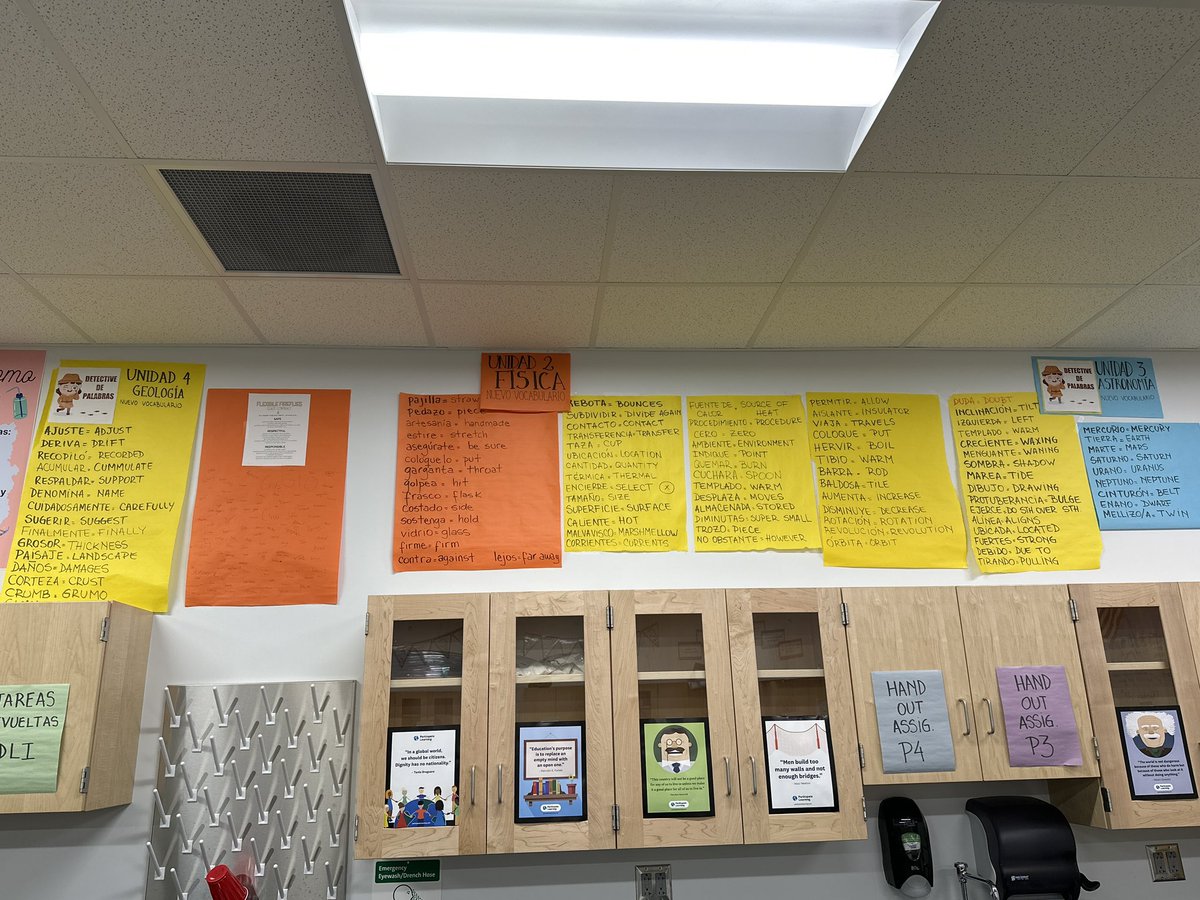 TefiBVV's tweet photo. Thank you @IreneZamoraSoto and @straus_jason for these amazing ideas for my Science classroom. On the left guiding sentences for talking/writing about science in Spanish, and on the right the Words Detectives! @RobertaRdMiddle @ParticipateLrng #teacherambassador #unitingourworld https://t.co/C8xjKuVeqS
