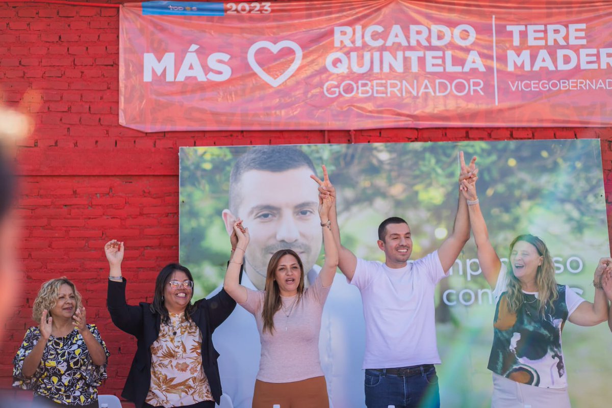 PARÁ LA OREJA: LA DISPUTA POR LA INTENDENCIA EN ARAUCO!!! Baho el Lema 'Mi compromiso es con vos', <a href="/Nico_MartinezD/">Nico Martínez Delgado</a> va por el batacazo el #7M. Ayer recibió el apoyo de <a href="/GabyPedrali/">Gaby Pedrali</a> y <a href="/TeresitaMadera/">Teresita Madera</a>