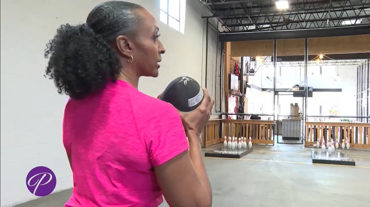 FOX5Atlanta's tweet photo. TOMORROW at 1 on an all-new @portiatvshow, @PortiaFOX5 hits the streets to find out some #unconventionalfitness trends to stay fit and healthy! Portia conquers #DoubleDutch, #Fowling = ๐+๐ณ, and #Strollercize with moms and their babies! Don't miss the fun!!๐ช๐ผ
#PortiaTVShow https://t.co/6VXLxQJ0Wz