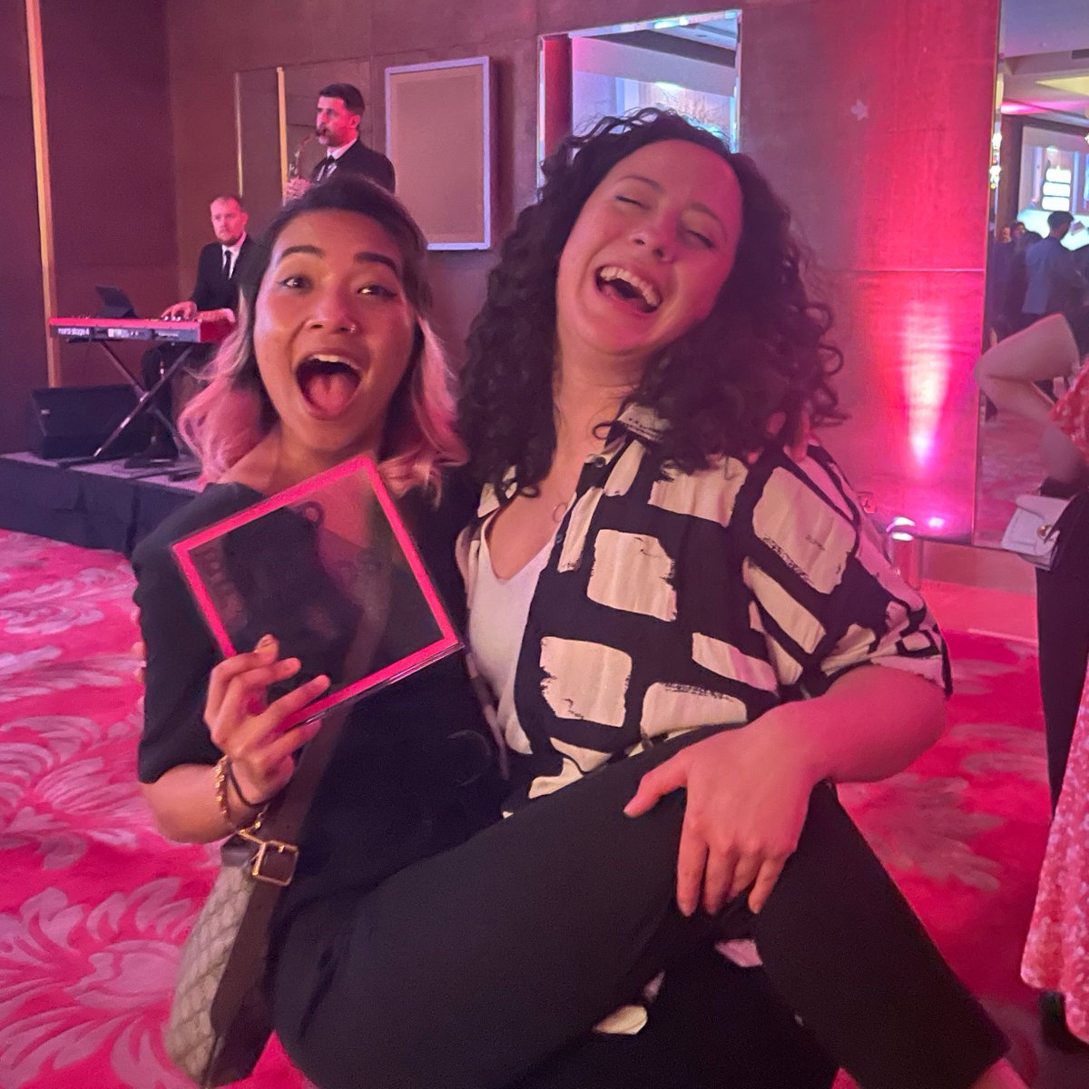 middletable's tweet photo. So excited to have won Best Internal Film at @BrandFilmAwards last night! Thank you to @DonPapaRum for having faith in us and our idea. You can see just how pleased our team were with the win! https://t.co/VmRcNdCZlc