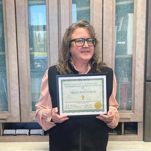 SynergyBuilders's tweet photo. Congratulations to Tricia Whitworth for winning our 1st Quarter 2023 Extraordinary Award for our office team! 🏆✨ 
#teamappreciation #Extraordinaryemployee #employeerecognition https://t.co/90nDT5h00E