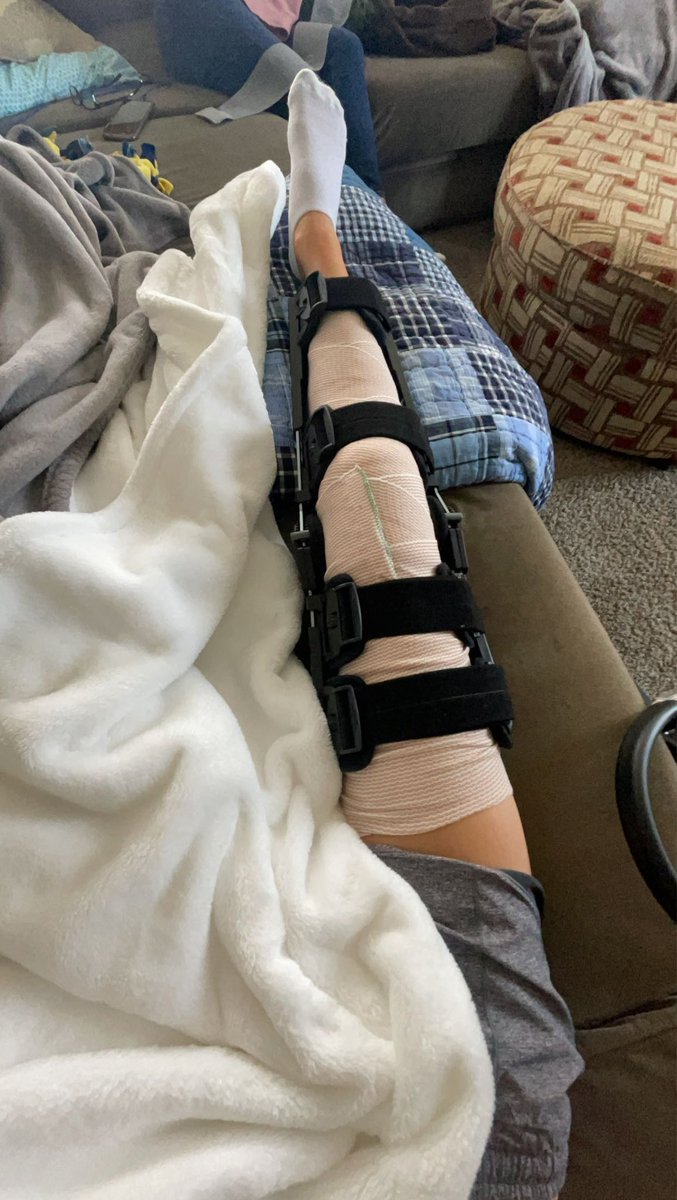 leighwyman2's tweet photo. Surgery ✅.. Comeback szn starts now!! https://t.co/srN2ciJ7n8