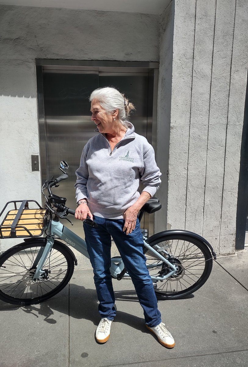 Look at how beautiful Dorothy looks with her new Wing Freedom ST E-Bike w/ mirrors and a cool front basket. She was very happy. Happy New Bike Day Dorothy!
#wingebikes
#ebikes #nycebikes
#ebikesnyc #happynewbikeday #ilovemybike #ilovemynewbike #newbikedayisthebestday #nyc #ebike