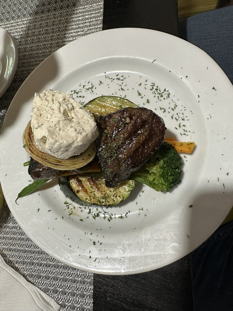tkmsingh's tweet photo. #Date - Thank you as always #CafeElCentro @cafeelcentro yum 😋 Important to have dates #MarriageIsBeautiful https://t.co/gb9cotpgNo