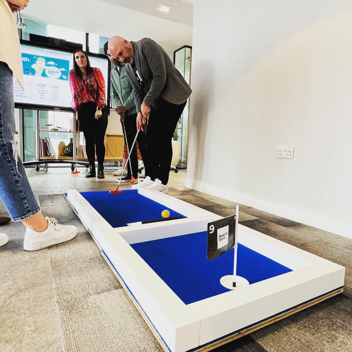 Putter Madness tweet media