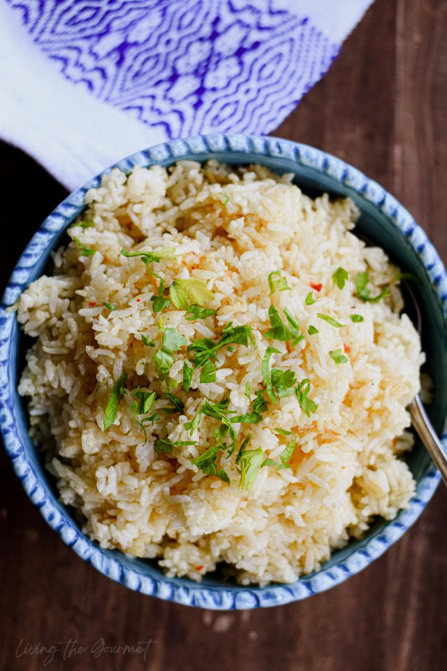 Sharing this Spiced Red Chili Rice inspired by chef Vineet Bhatia (and an exciting #giveaway to @bbcmaestro)!! livingthegourmet.com/2023/04/spiced…