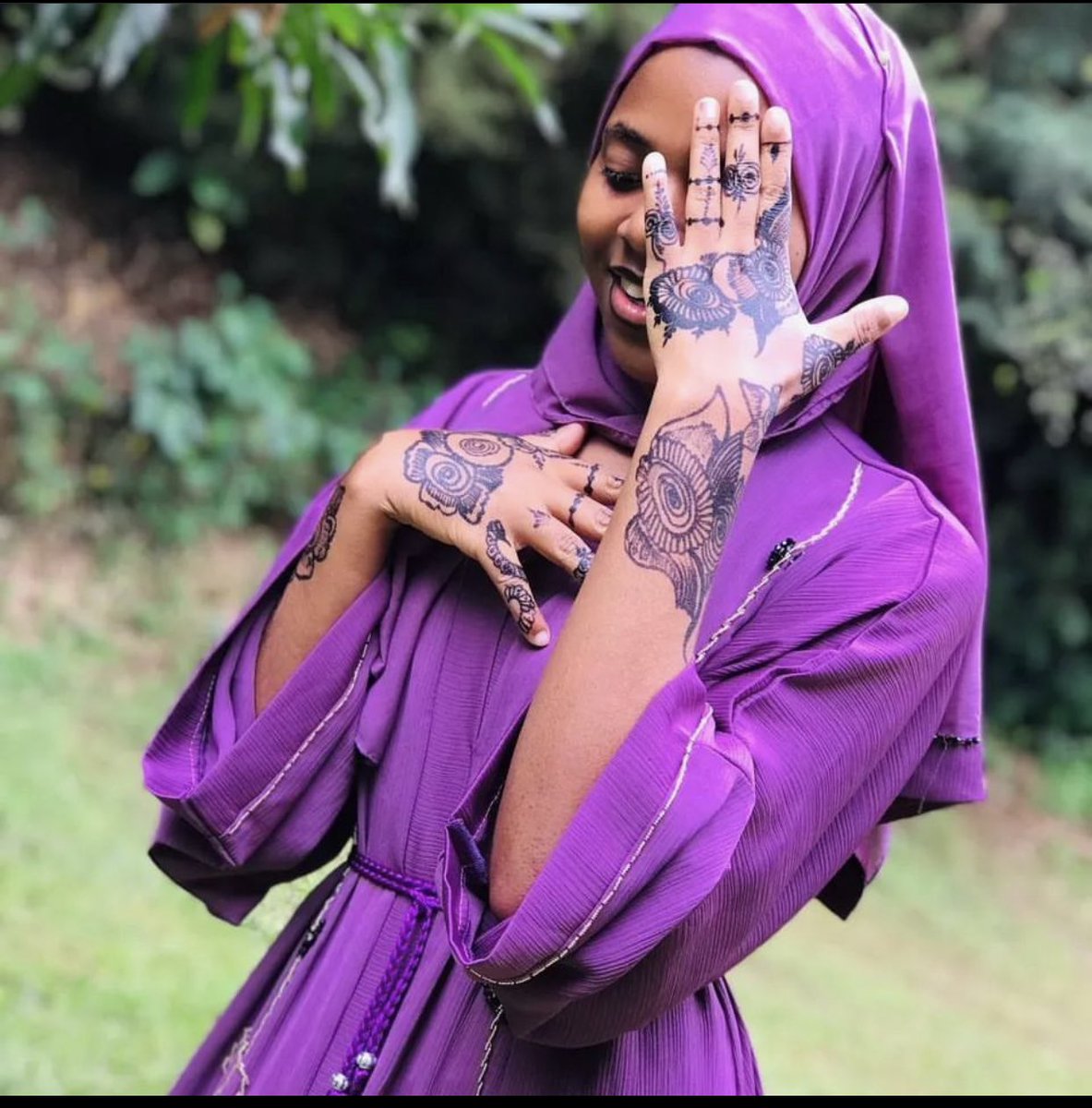 iufckabojja's tweet photo. To this thursday,we think of purple as the color of royalty and luxury. Consequently, it brings up a feeling of trust and reliability. Purple's rarity also gives it an air of mystery. It's associated with creativity and the realm of fantasy .
#Run4girlChildEducation2023
#TourUs. https://t.co/NyekK9ginl