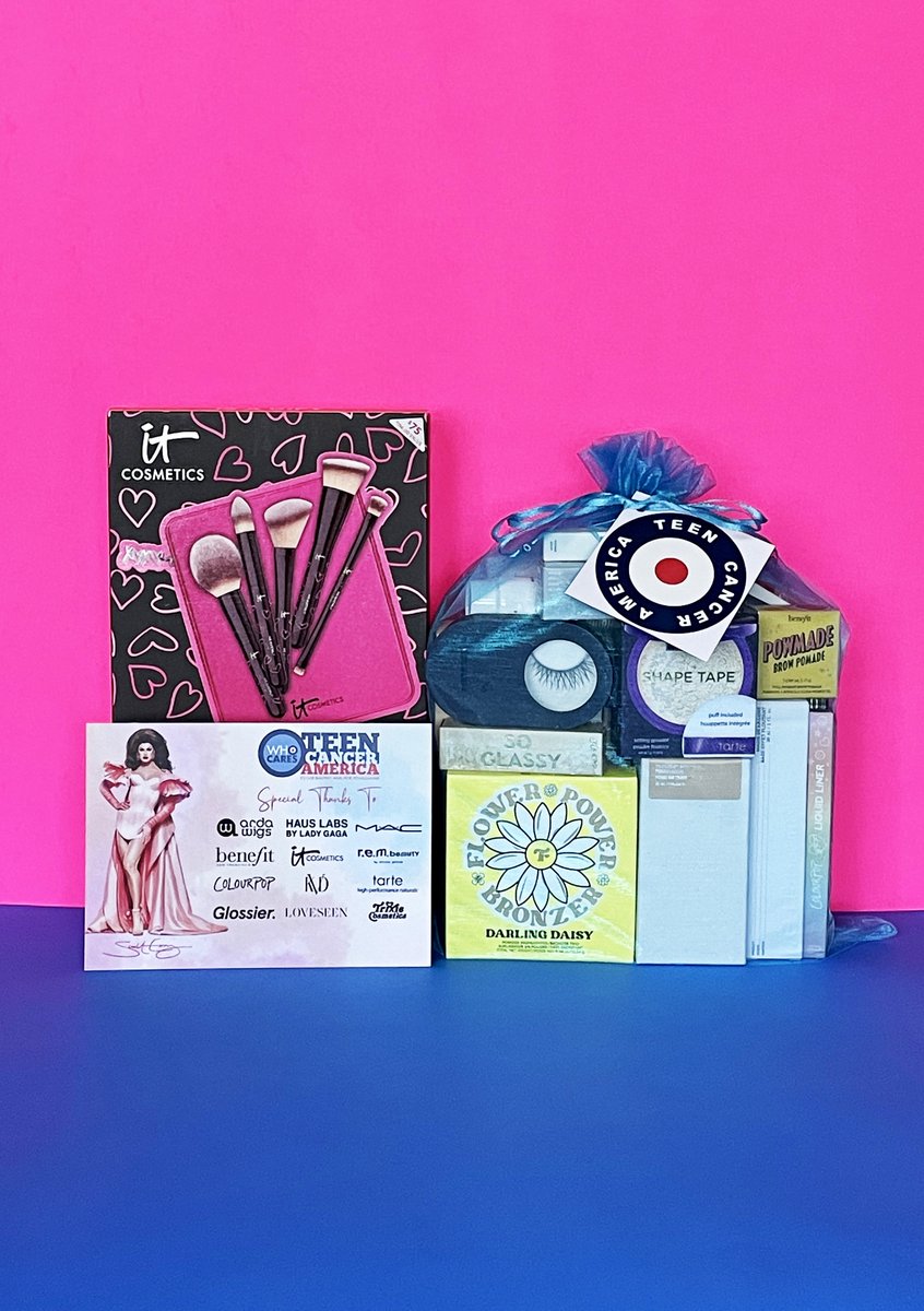 rebeccaschiller's tweet photo. And thank you so much to all of the wonderful companies that donated products for the makeup kits that were sent to each participant! 💋💄 https://t.co/x7wdiKobZN