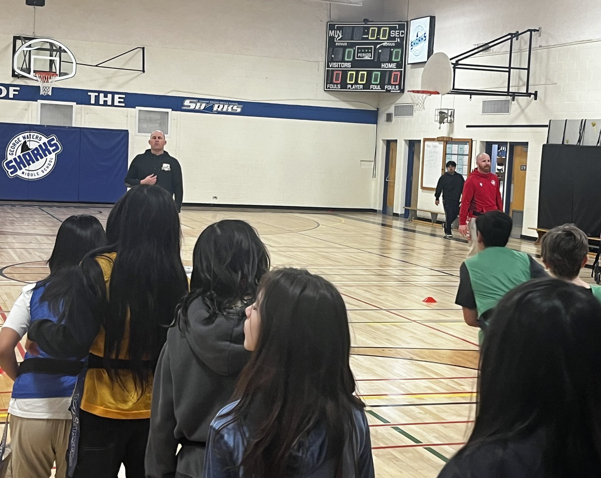 k_sproll's tweet photo. Thank you to Gord from @RugbyManitoba and to Ryan from @RugbyCanada for coming to our school today to introduce the game of rugby. We had a lot of fun and learned a lot! https://t.co/qUYTcSuuHY
