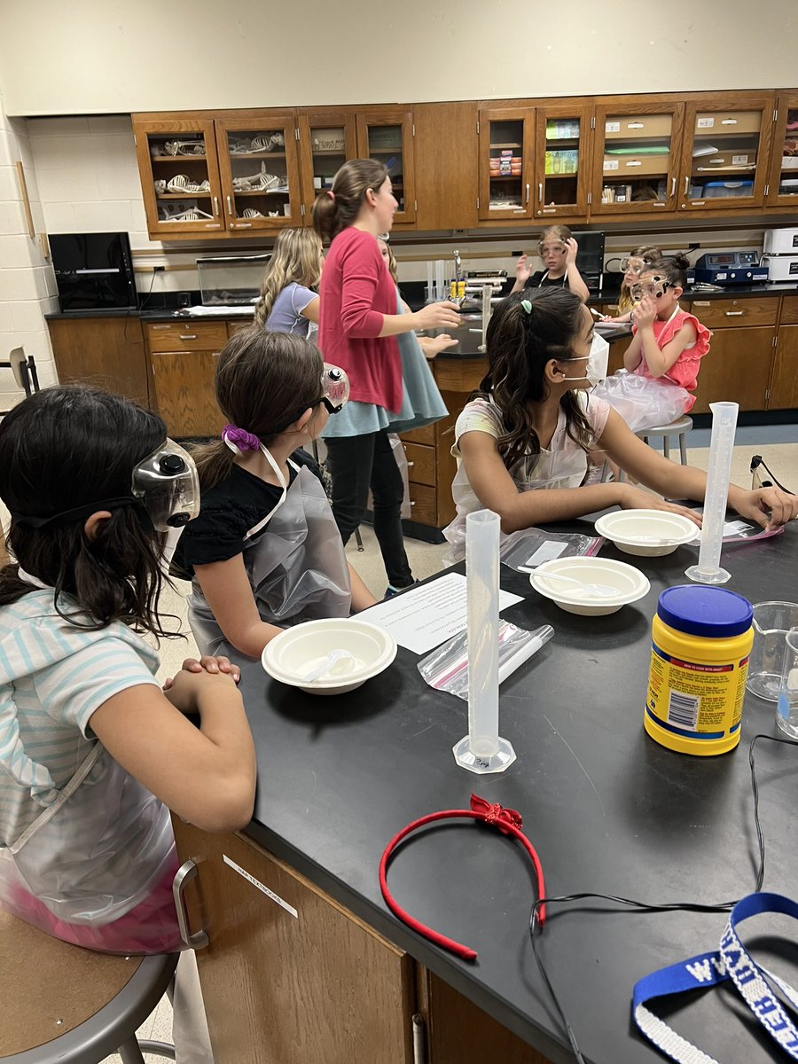 Thank you HSN for organizing such a fun day for our children at TYCTWD! From Art class, to cookie decorating in Culinary, and creating Slime in Science, it was a packed day of exciting events! 💙<a href="/JonDauberWWP/">Jonathan Dauber</a> #WWPRSD