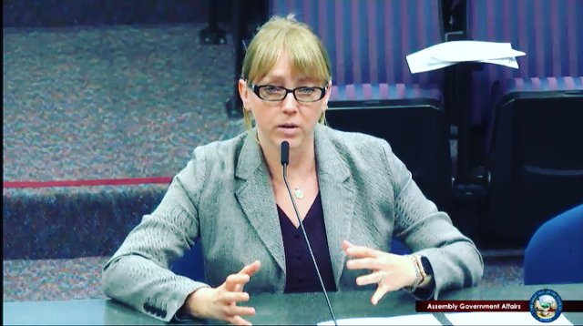 The @CityofReno Sustainability Manager joined @CityOfLasVegas today at the NV Legislature to co-present S.B. 169 - heat mitigation in #MasterPlanning. This requires some NV cities & counties to develop heat mitigation  strategies to combat the #UrbanHeatIsland (UHI) Effect.