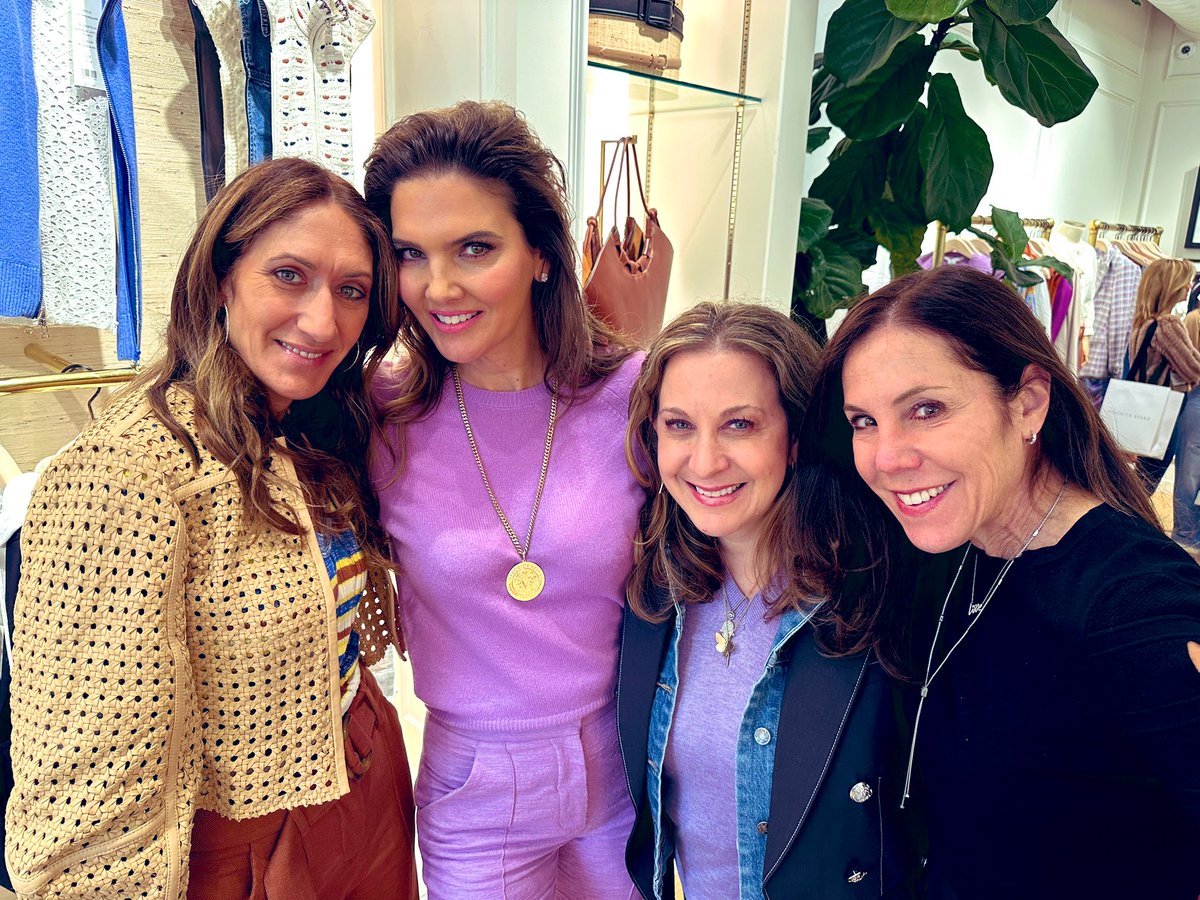 drallysonocean's tweet photo. #VBGivesBack today to @letswinpc- you too can support the cause by selecting @veronicabeard clothes online (https://t.co/mYyRAEt54q) and call your order in to the store- 203-745-2881- proceeds go to our foundation to help patients with #PancreaticCancer https://t.co/gS60rMC7W9