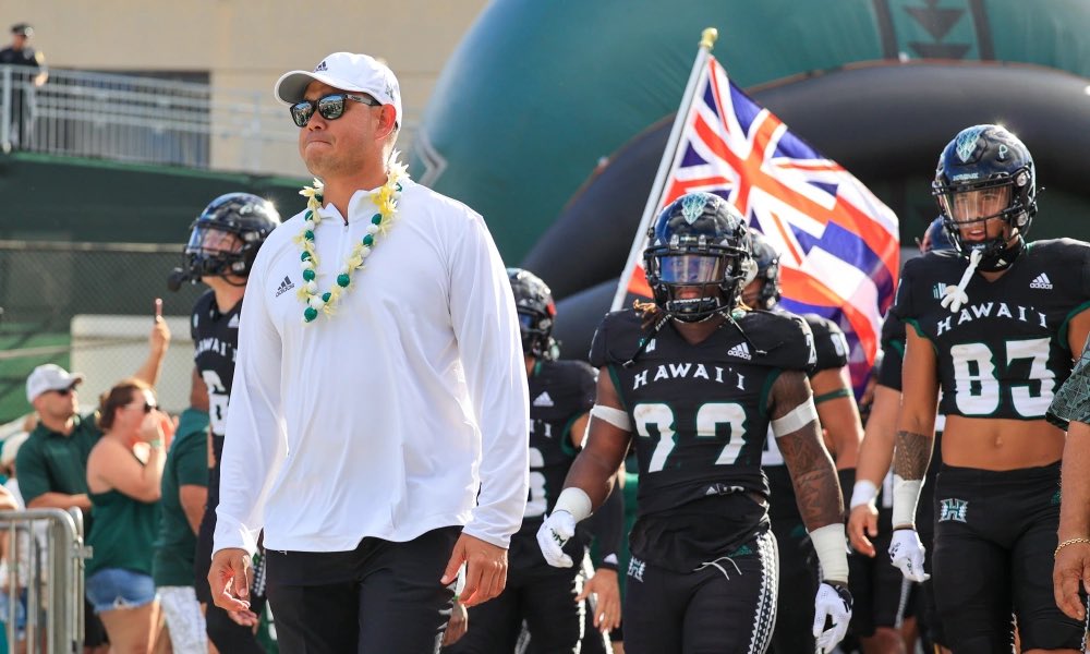 WaiamauGalindo's tweet photo. I’ll be taking an unofficial visit to The University of Hawaii on May 3rd. See you there💯
@IkaikaAthletics @likekekane  @CoachTimmyChang @nastin808 @Coach_Ena @CoachYoro @CoachPuu @ReierSavannah https://t.co/SkJQXoxaen