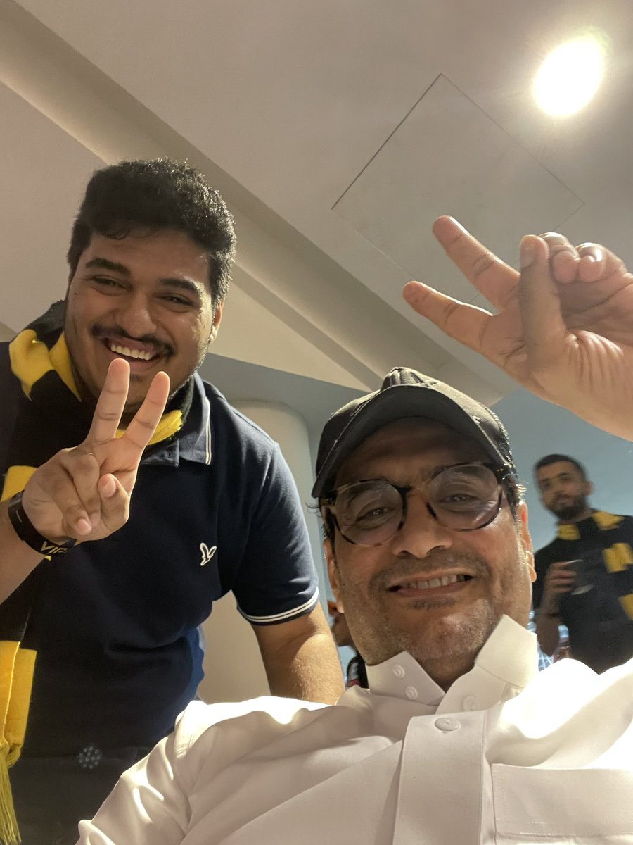 قوووووووووووووووووووووووووووووووووووووووووووًووووووووووول #صداره_بس كدا كدا #الاتحاد_الشباب
🤣✌️🤣✌️🤣✌️🤣✌️🤣✌️🤣✌️🤣