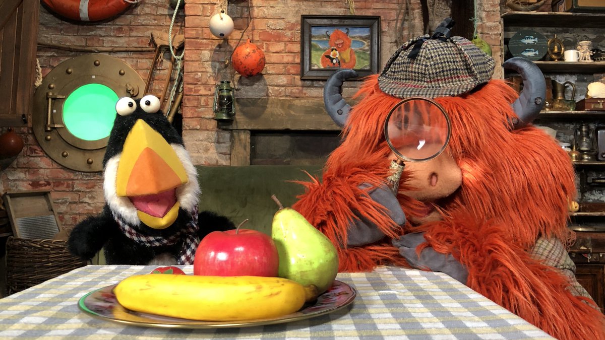 WarrickBP's tweet photo. Moo’s looking for clues as to how she can catch herself on TV! It’s easy, you can catch them every week on BBC ALBA and stream all episodes on BBC iPlayer!

#Puppeteer #ShowCreator  #CharacterDesign #MeabanAndMoo #CBeebies #Muppeteer https://t.co/gWdpEGgsOt