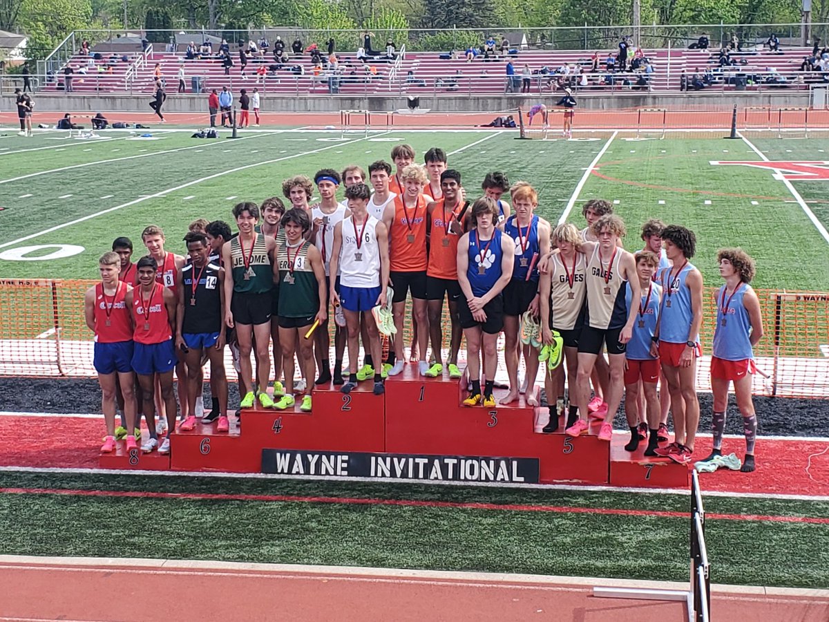 St. Xavier Track & Field tweet media