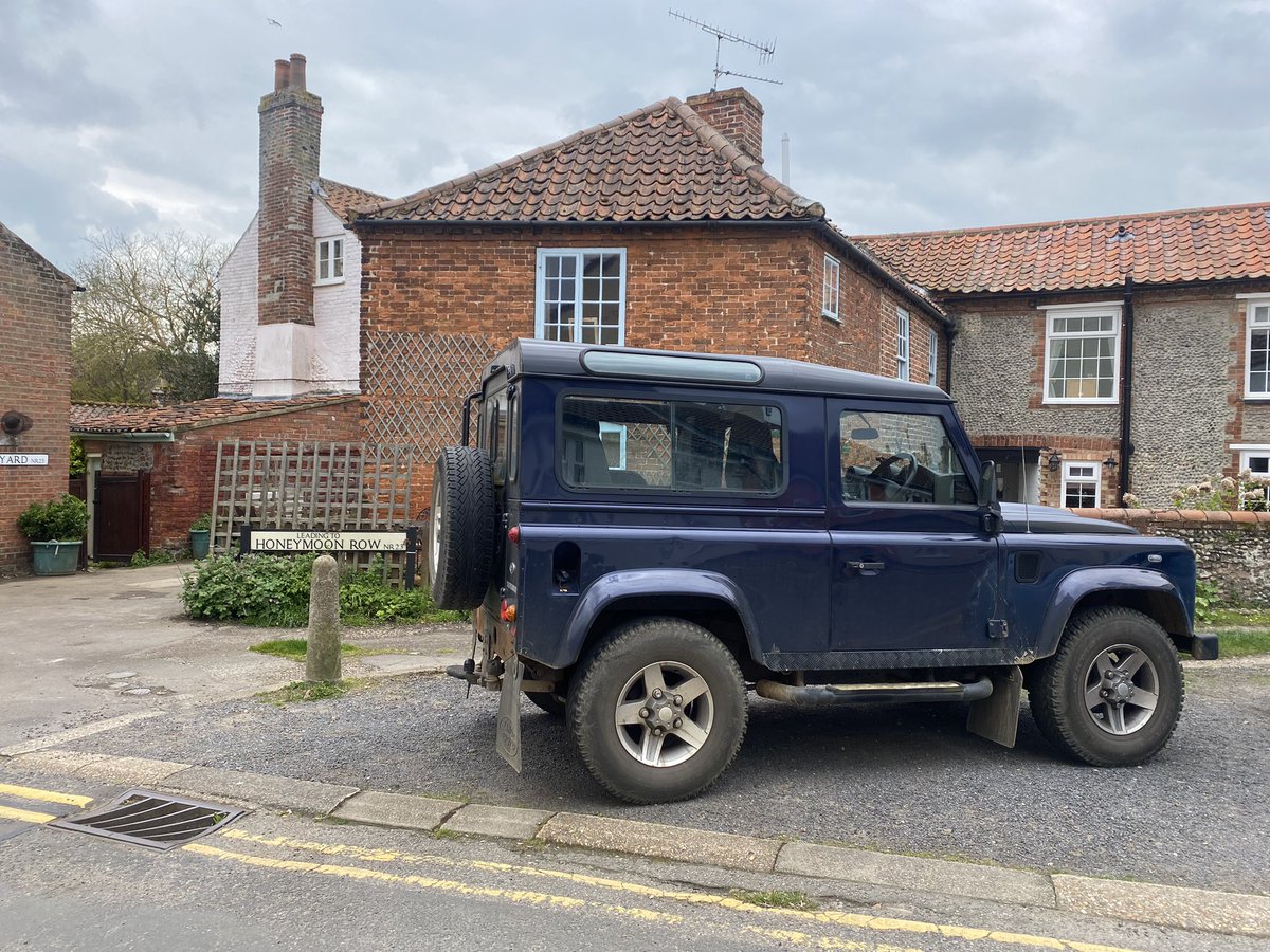 #Landrover #Defender Honeymoon Row.  Tow bar says… let’s get hitched.