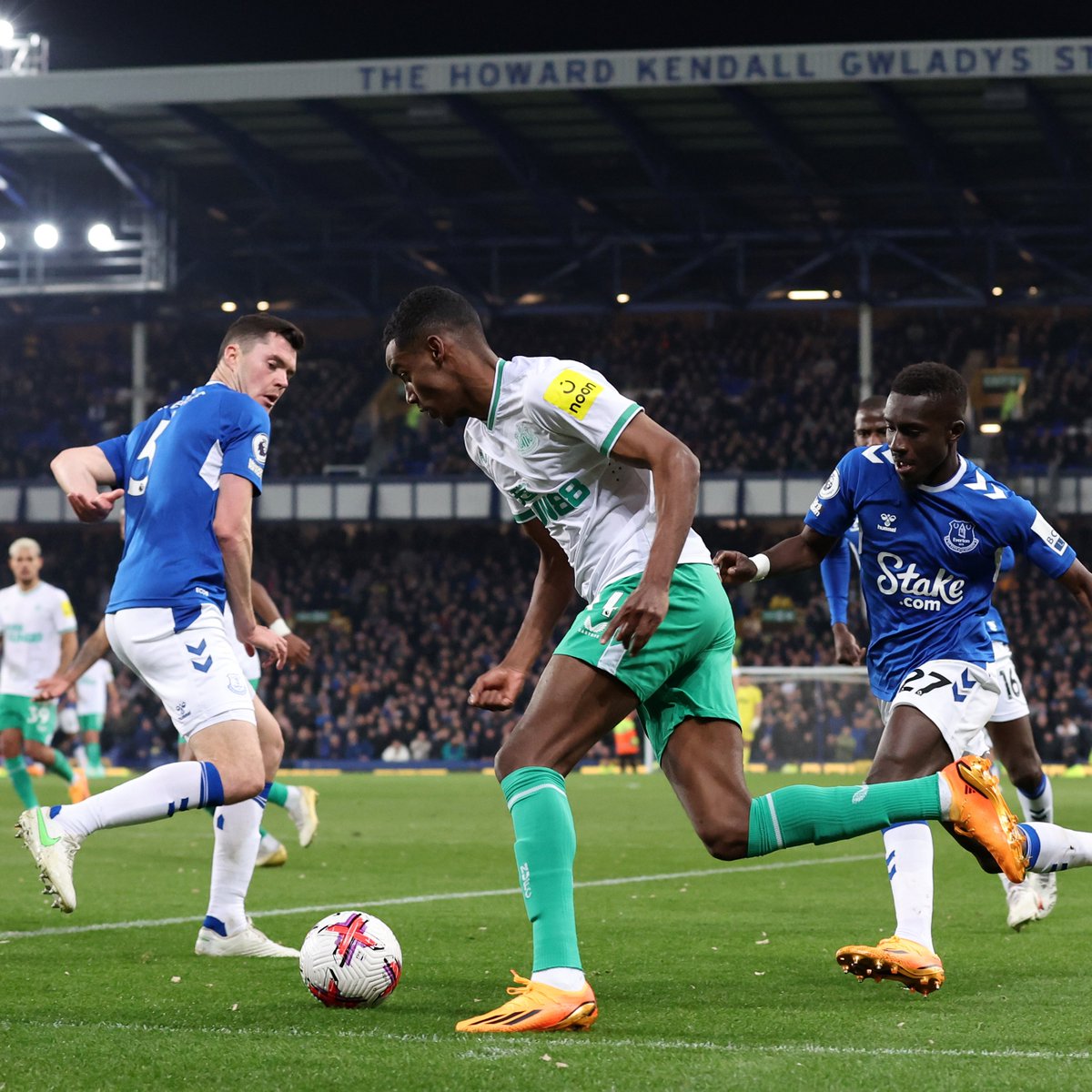 Newcastle United tweet media