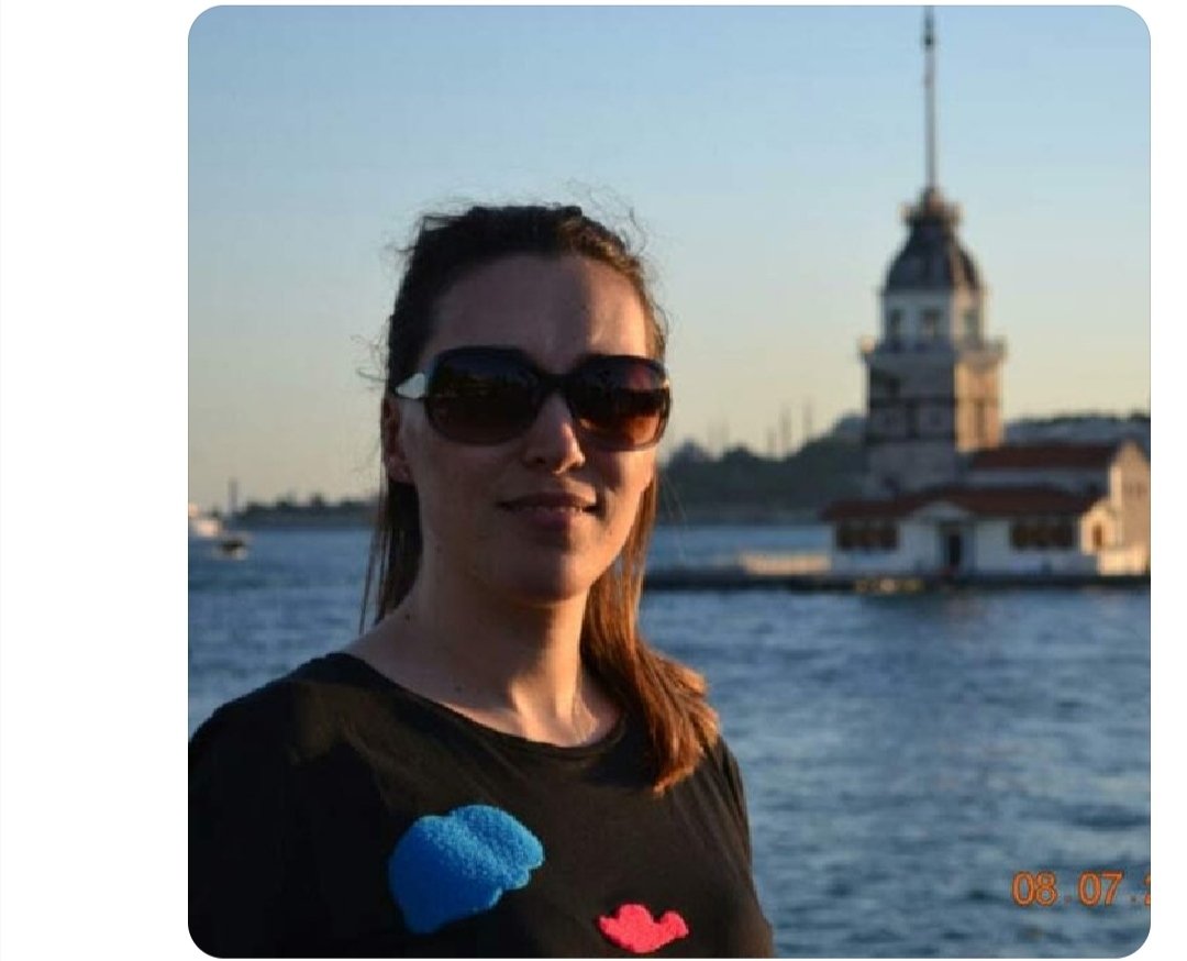 #tuğbayıihmalleröldürdü
Ne çok severdin İstanbul'u.Burnumda tütüyor derdin.Burda olmasanda her yaz gelme ümidin vardı.İstanbul'da eksik sensiz