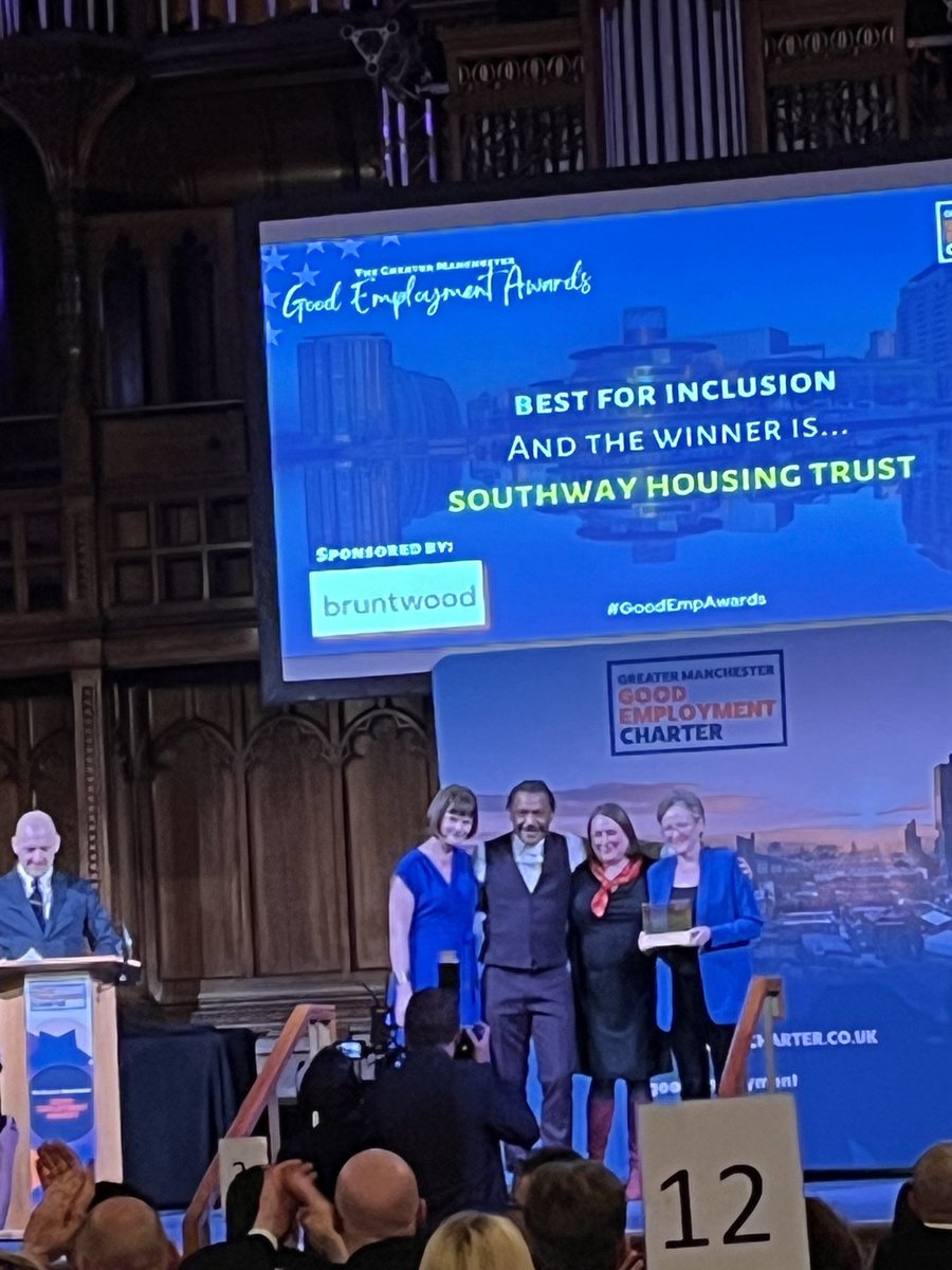 Karen Mitchell tweet media