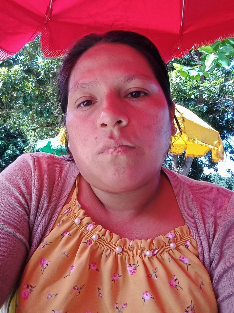 MuDesaparecidas's tweet photo. 🚨#NotaDeAlerta🚨
Nori Raquel Gil Perez (34), está reportada como desaparecida desde el 24/abril/2023, en #SanMartin.
Vestía short azul, chompa rosada y sandalias. En caso de tener información 📲 al 943920849, 948136293 o a la #Línea114.
Por favor, ayúdennos a encontrarla. https://t.co/70CmJcvhwP