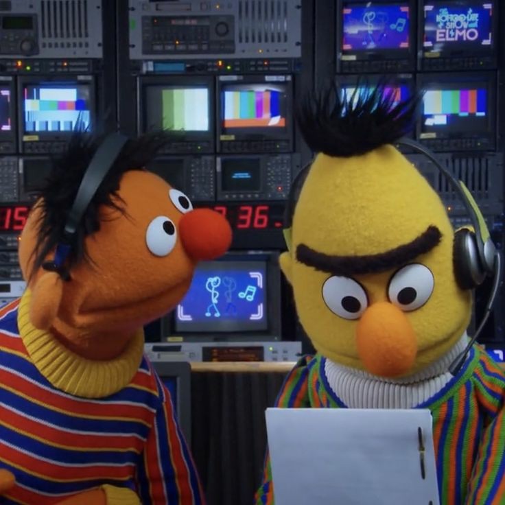 studyjuh's tweet image. Funções da linguagem - o uso intencional da língua 

🧵segue o fio