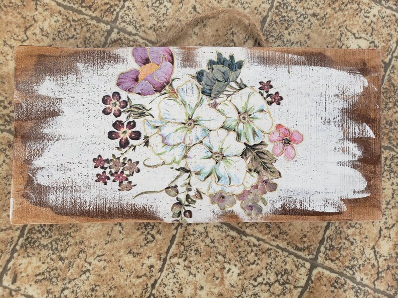 mminkova5's tweet photo. #Pinkrosesdecor, #Wallplank, #Reclaimedwoodart, #Frenchcountryplaque, #Kitchenplank, #Rusticdecor, #Countrykitchendécor, #Flowersart https://t.co/aKelEN9KEQ via @Etsy https://t.co/JfgGi9iV5j