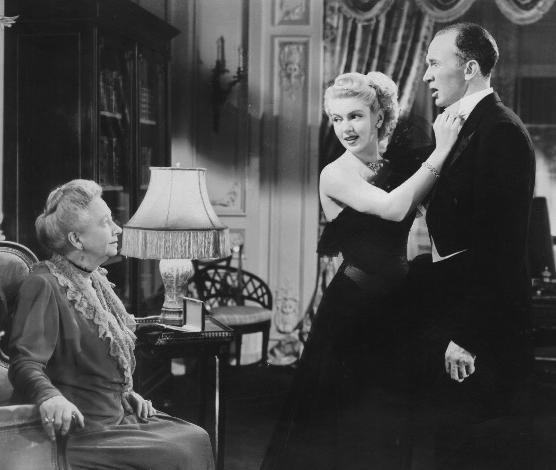 TinseltownTwins's tweet photo. May Whitty with Lana Turner and Walter Brennan in Slightly Dangerous (1943). #ClassicGirlOfTheWeek #MayWhitty https://t.co/GLalDk4zbu