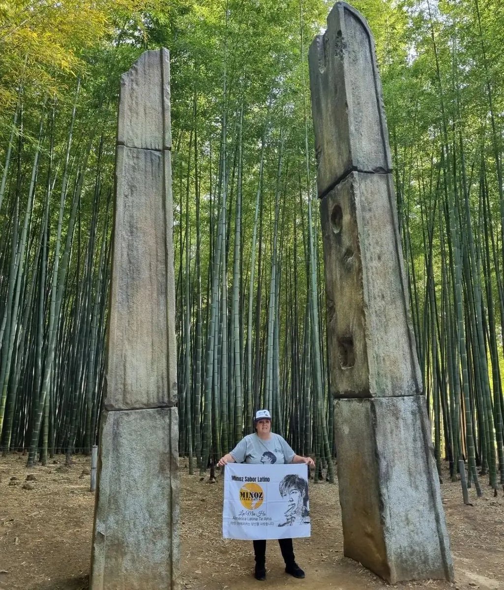 minozleeminhobr's tweet photo. 🚀🛸🇧🇷💫🧑🚀
#LeeMinHo #이민호 #minozbrasil
#leeminho_이민호 #actorkorean
#theking #actorleeminho
#alwayswithleeminho
Bosque de bambú.Busan
Seguindo os passos do Rei Eterno!! As portas do Reino da Coreia!
report:@mimozsaborlatino https://t.co/XRxdxrwGKZ
