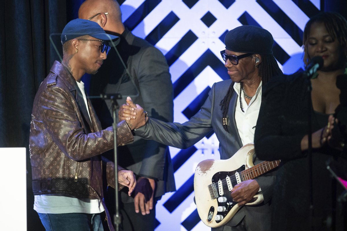 Last night in D.C., @Pharrell was honored by @nilerodgers, while @jpsaxe, @TobeNwigwe, @IAmMaggieRose and Tank of @TankandDaBangas also performed at the annual #GRAMMYsOnTheHill soiree. usatoday.com/story/entertai…