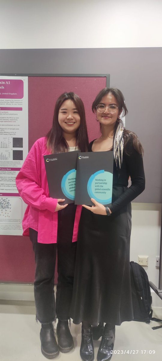 Kamalylab's tweet photo. Congratulations to Rupali for winning the RSC Applied Polymers best talk prize! her second RSC talk prize this year! 😅 and congratulations to Runxin for winning a poster prize too!! Well deserved 🥳 https://t.co/32vz6pg2zP