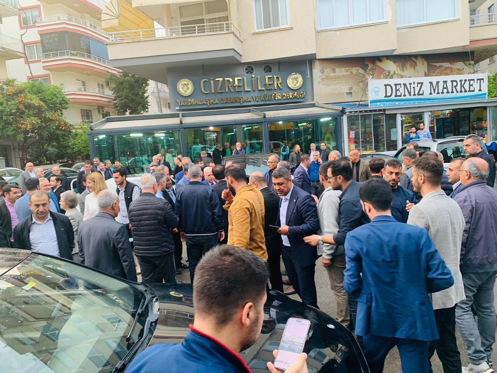 nusirewanelci's tweet photo. Mersin Cizreliler Derneğinde hemşehrilerimizle ve partililerimizle buluştuk. Sayın Kemal Kılıçdaroğlu ve millet ittifakına oy ve destek istedik. Yoğun ilgilerinden dolayı teşekkür ediyorum. @herkesicinCHP @kilicdarogluk @CHPmersinilbsk #Sanasöz Mersin hakkını alacak… https://t.co/QLiinx9a4l
