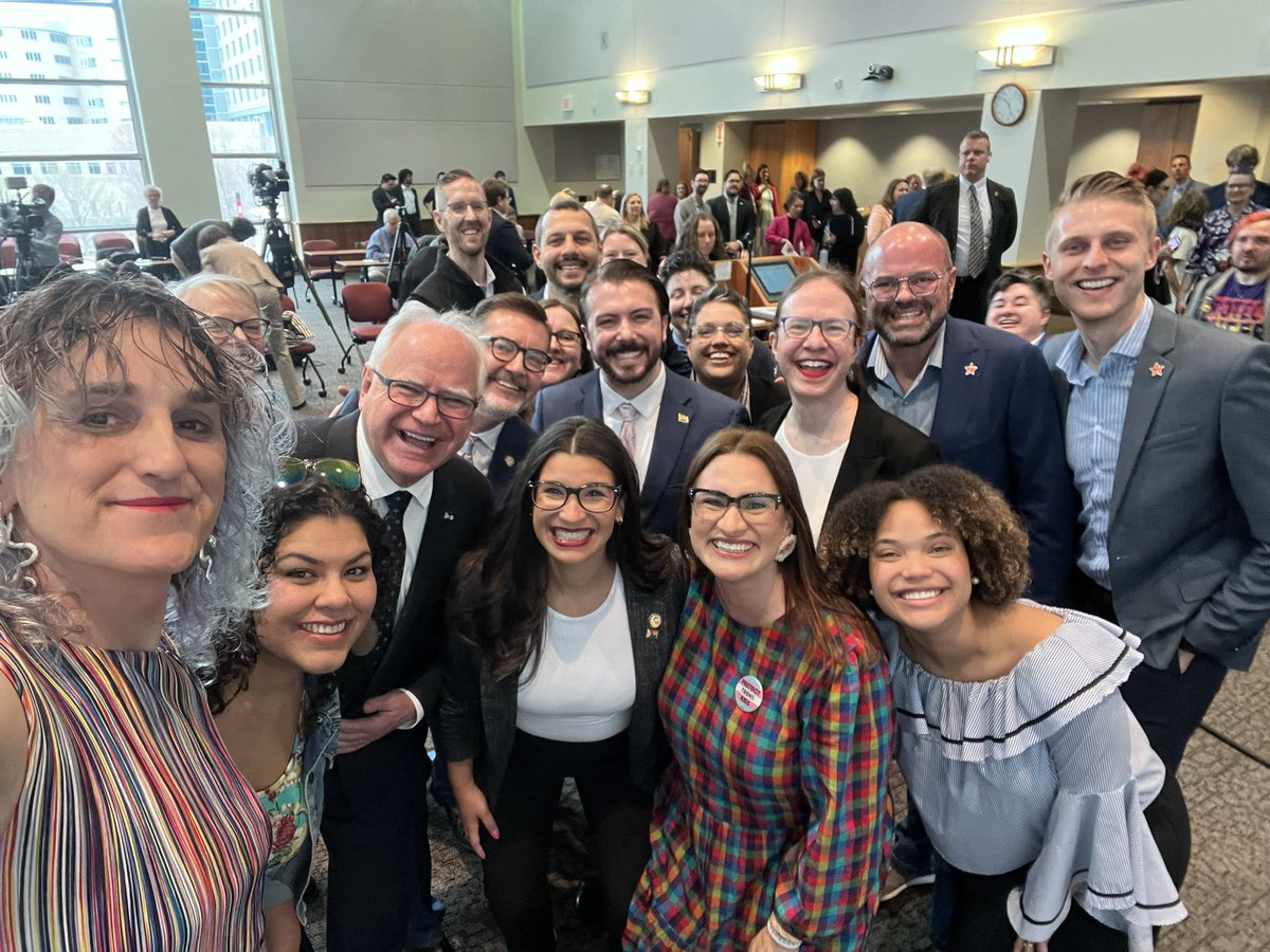 Hey @ZoAndBehold: @GovTimWalz was sure we took a picture to send you our support from the signing of the Trans Refuge bill, the Reproductive Freedom Defense Act and the Ban of Conversion “therapy” this morning! Minnesota is with you! #SolidarityWithZooey