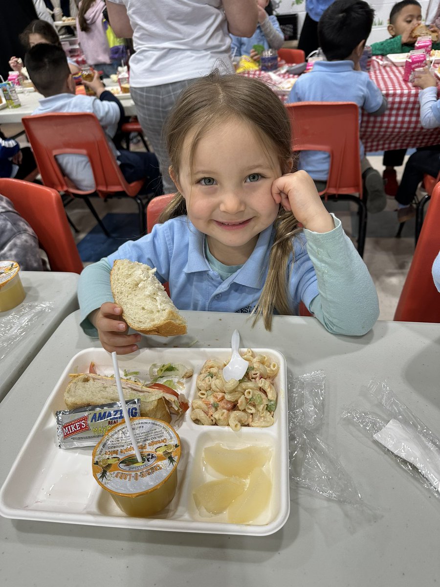 Ms. Angelica PreK tweet media